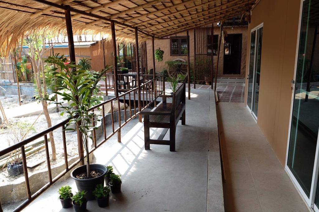 Korawan Garden View Hotel Huahin Kültér fotó